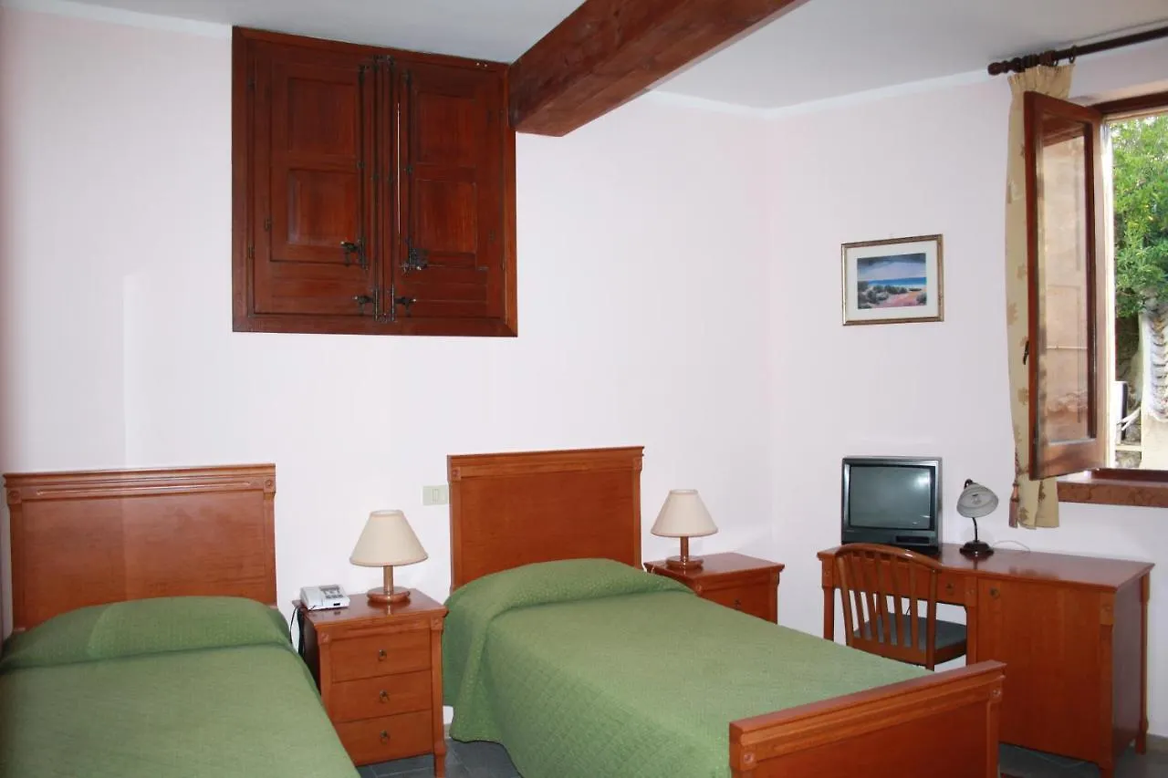Hotel Edelweiss Erice Apartahotel